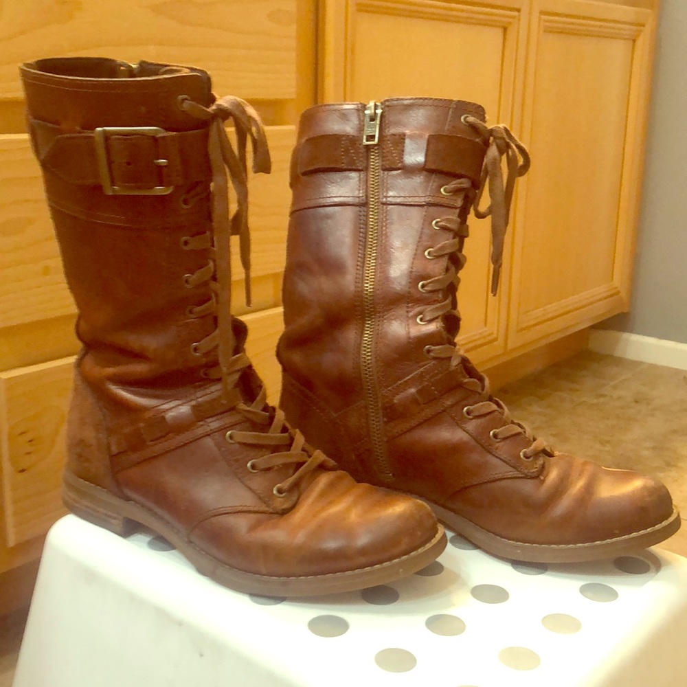 Lower calf combat styled boots in brown